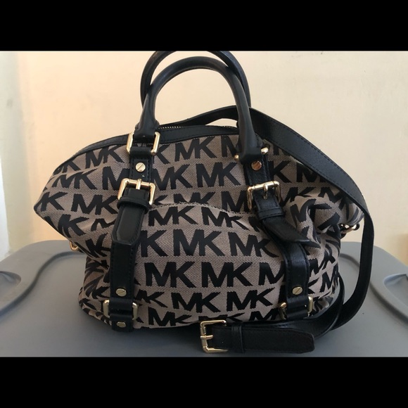 Michael Kors Handbags - Michael Kors Satchel